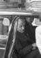 Ferruccio Parri ripreso in un'automobile all'ester ...