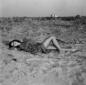 Jacqueline Perrier sulla spiaggia di Torvaianica