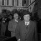 Attilio Piccioni nel giardino della residenza dell ...