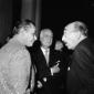 Tino Carraro con Cesare Polacco, sulla destra, e u ...