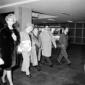 Sophia Loren e Carlo Ponti con altre persone all'a ...