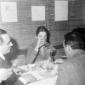 Jacqueline Sassard seduta al ristorante Angelini i ...