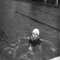 La nuotatrice Nicole Varvenne in acqua all'inaugur ...