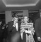 Robert Wagner con Marion Marshall al cinema Quattr ...