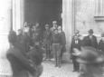 Gerarchi e personalit fasciste sostano sulla sogl ...