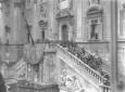 Autorit sul balcone del Campidoglio, folla sulle  ...