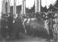 Mussolini e Balbo passano in rassegna reparti dell ...