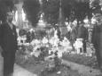La visita delle famiglie al cimitero