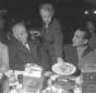 Ida Einaudi serve in tavola delle vivande ad alcun ...