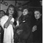 Rina Morelli dietro le quinte con Sofia Loren ed u ...