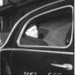 Fanfani in automobile piano medio
