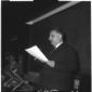 Leone parla dal palco - piano medio
