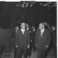 Gronchi accompagnato da un ministro - probabilment ...