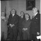 Vigorelli, Saragat, Romita e Bevan in una sala. Pi ...