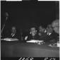 Andreotti e altre personalit sul palco all'assemb ...