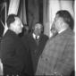 Il Presidente della Regione Sicilia conversa con a ...