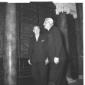 Hugh Gaitskell e il ministro Rossi colti in un int ...