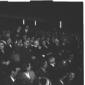 Seduti tra il pubblico in sala si riconoscono Segn ...