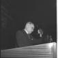 Longo mentre parla al congresso del PCI all'EUR -  ...