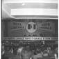 Il palco allestito al teatro Sistina per il comizi ...