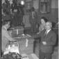 Fanfani e consorte ripresi in occasione del voto m ...