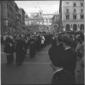 Il corteo funebre di Pio XII passa per piazza Vene ...