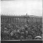 Piazza San Pietro gremita di persone giunte per as ...