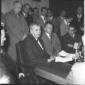 Il ministro John George Diefenbaker ripreso mentre ...