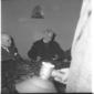 Luigi Sturzo seduto ad un tavolo che discute. Al s ...