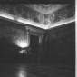 Una sala del Quirinale con sulla porta due corazzi ...