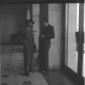 Andreotti e Antonio Segni mentre discutono in un c ...