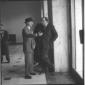 Andreotti e Antonio Segni mentre discutono in un c ...