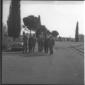 Un gruppo di esponenti della Dc a passeggio in un  ...