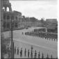 Carabinieri in fila lungo via dei Fori Imperiali i ...