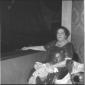 Elsa Maxwell in un palco del teatro Nuovo a Spolet ...