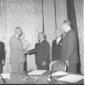 De Gaulle con Gronchi, Segni e Pella al Quirinale  ...