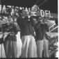 Carl Fontana, al trombone, suona insieme alla sua  ...