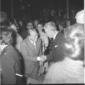 Togliatti stringe la mano all'ambasciatore sovieti ...