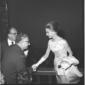 Audrey Hepburn stringe la mano a Leone alla prima  ...