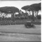 Immagini di motociclisti alla celebrazione della c ...