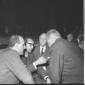 Russo, Colombo, Segni ed un uomo mentre discutono. ...