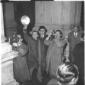 Fotografi e cineoperatori attendono Eisenhower sul ...