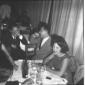 Al ristorante si riconoscono Sordi, Gassman e Ferr ...