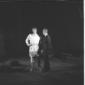 Gassman al termine dello spettacolo con Carlo Mazz ...