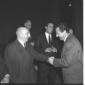 Tupini discorre con Sordi, dietro c' Gassman - pi ...