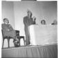 Uno dei relatori del convegno sull'analfabetismo - ...