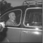 Piano medio di Mattarella in una automobile