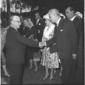 Gronchi stringe la mano all'ambasciatore sovietico ...