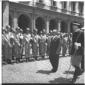 Gronchi nel cortile del Quirinale passa in rassegn ...