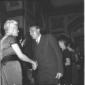 Russo stringe la mano alla signora Zellerbach - pi ...